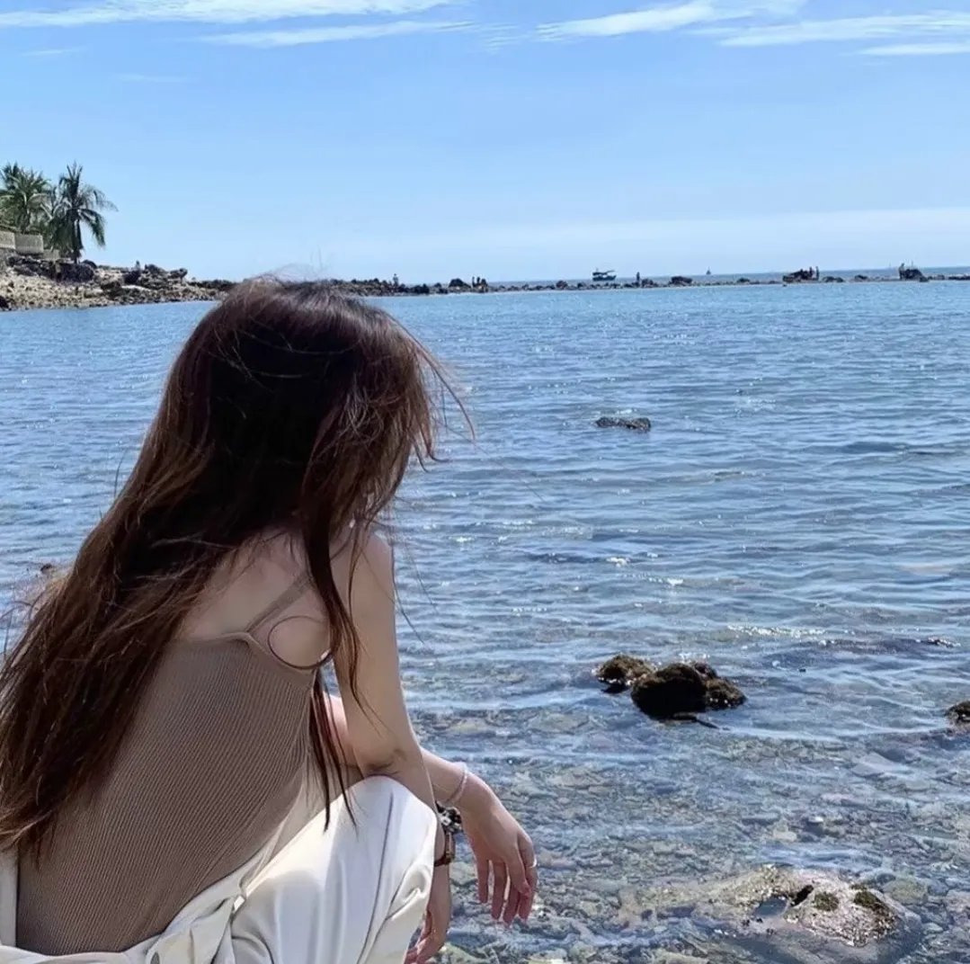 景颇姑娘